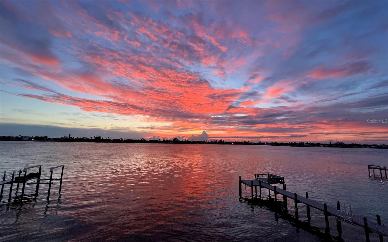 FLAMINGO BAY CLUB CO - Residential