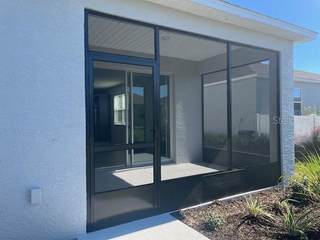 ON TOP OF THE WORLD - Residential Lease