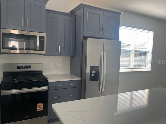 ON TOP OF THE WORLD - Residential Lease