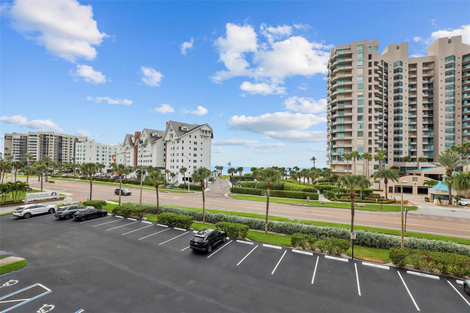 THE HARBOUR CONDO - Residential