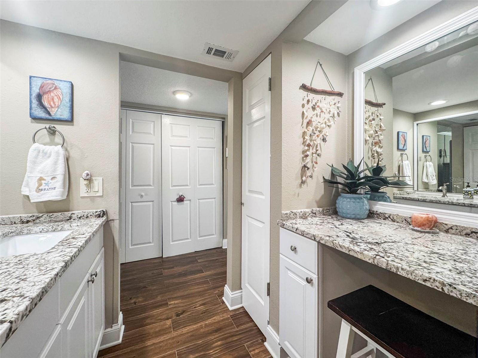 THE HARBOUR CONDO - Residential