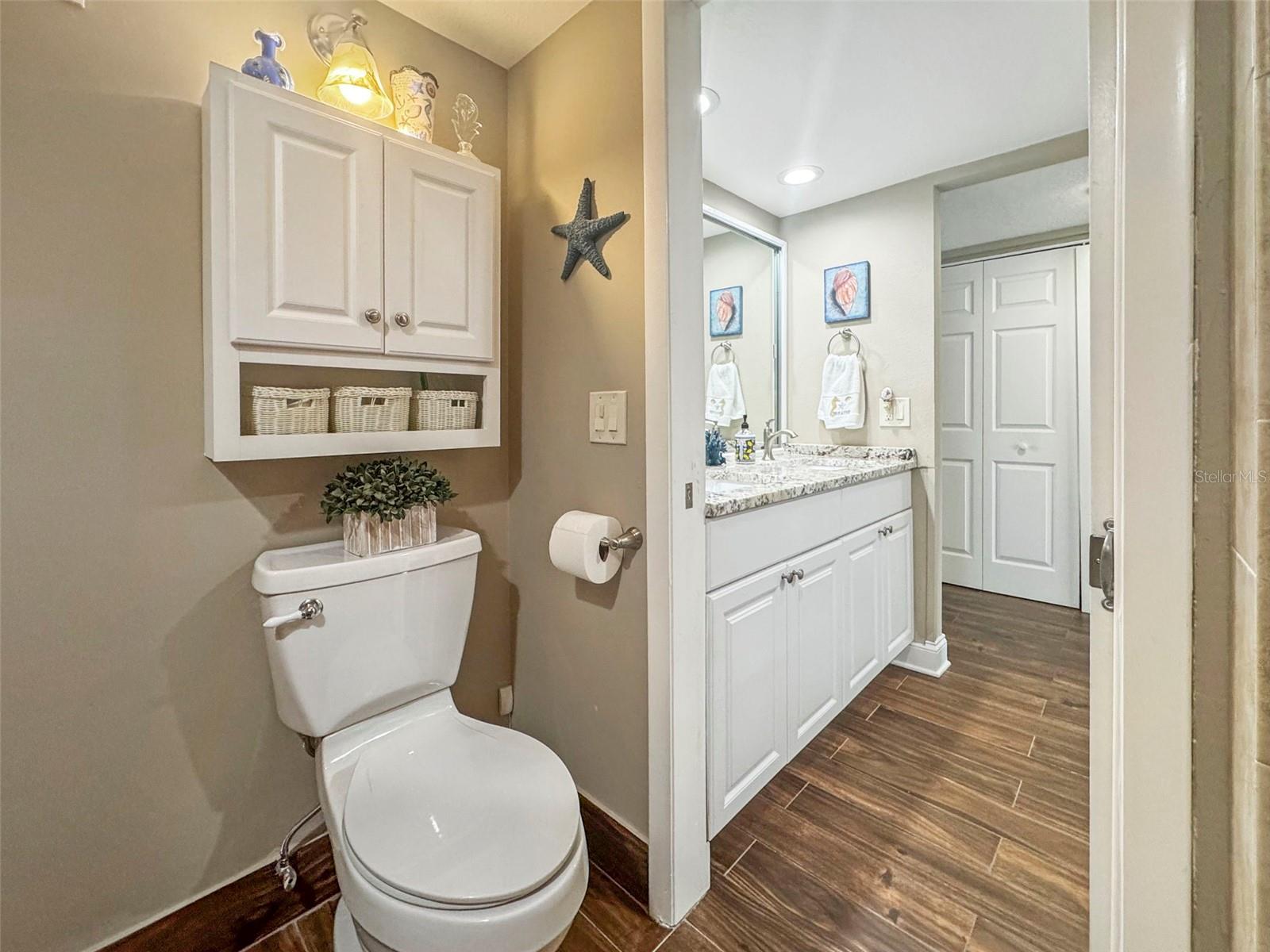 THE HARBOUR CONDO - Residential