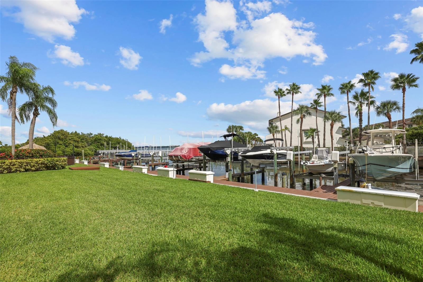 THE HARBOUR CONDO - Residential