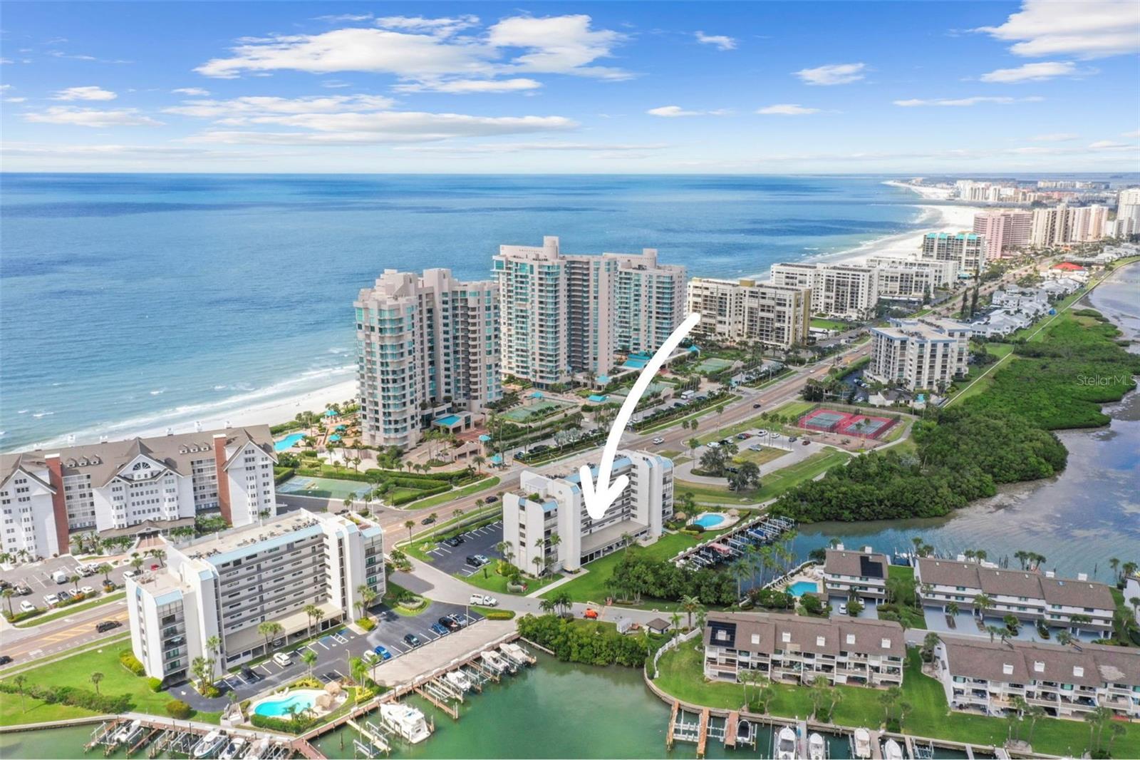 THE HARBOUR CONDO - Residential