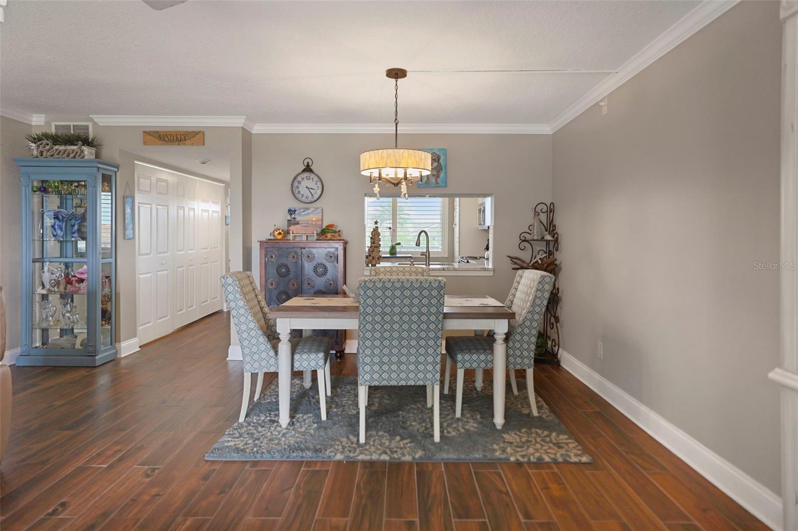 THE HARBOUR CONDO - Residential