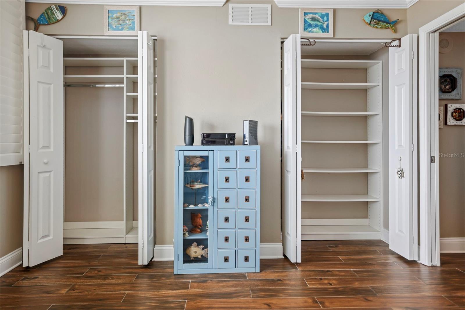 THE HARBOUR CONDO - Residential