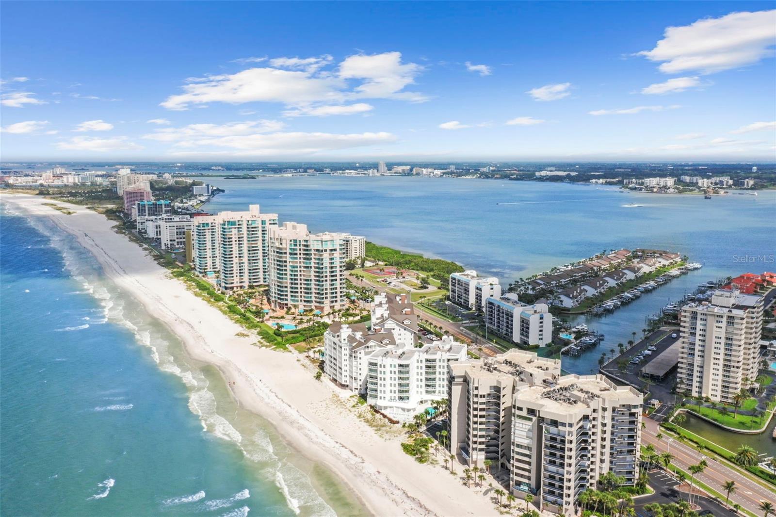 THE HARBOUR CONDO - Residential