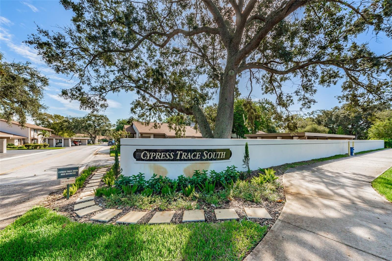 CYPRESS TRACE - Residential