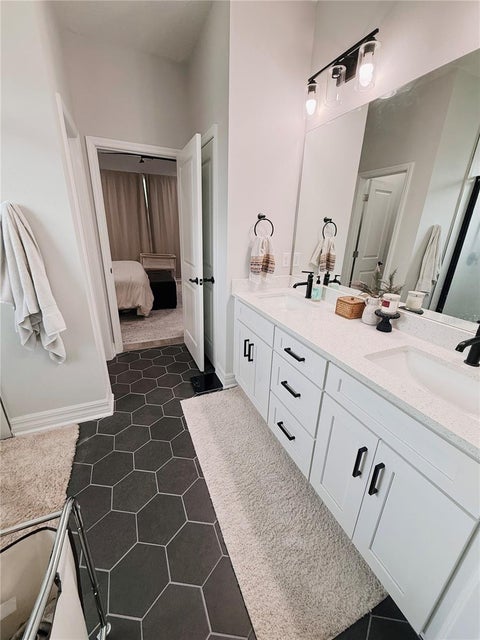 Tiny photo for 12827 SW 61st Avenue, Ocala, FL 34473 (MLS # OM724678)