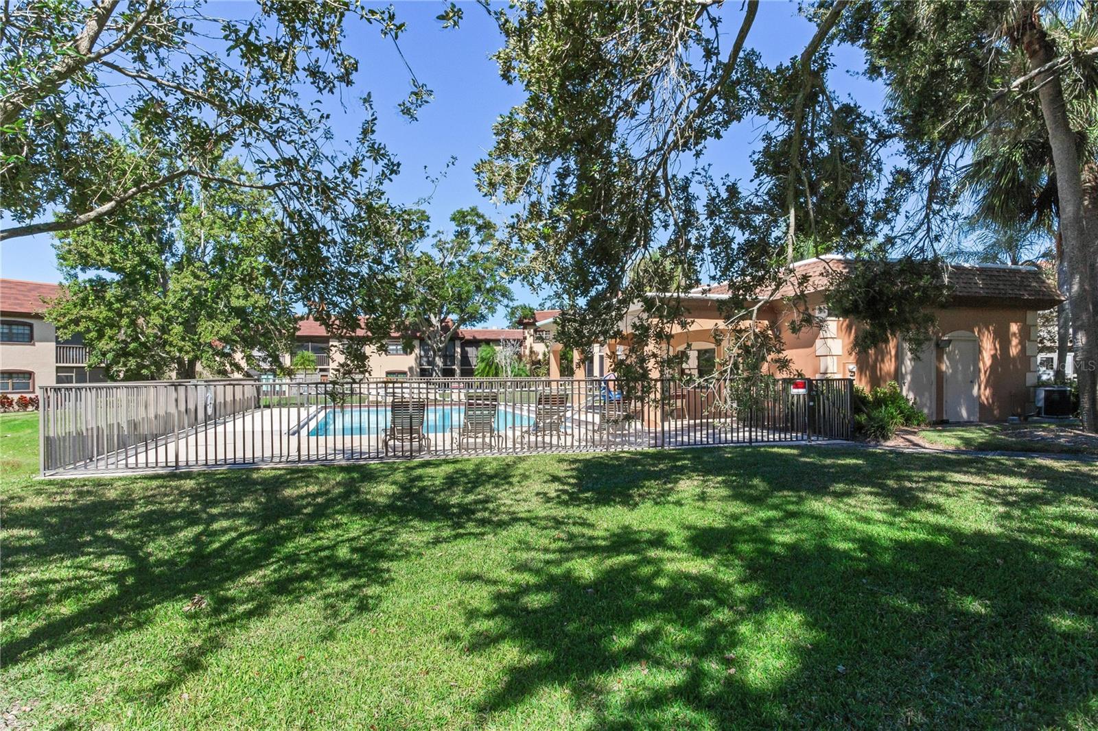 LABELLE CONDO - Residential