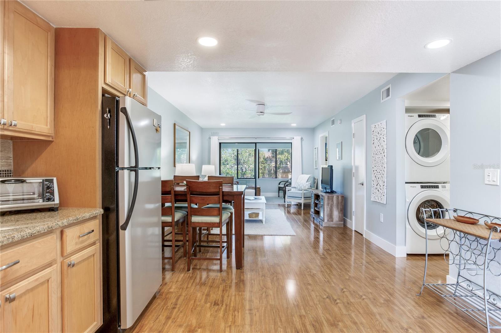 LABELLE CONDO - Residential