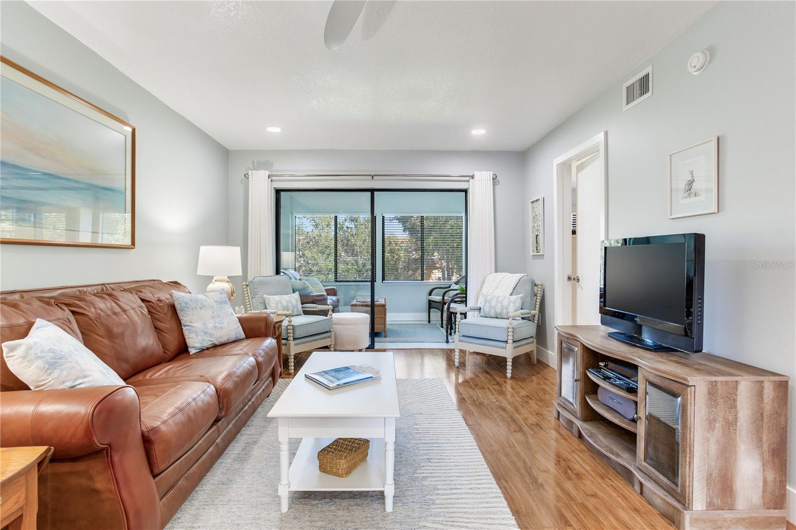 LABELLE CONDO - Residential