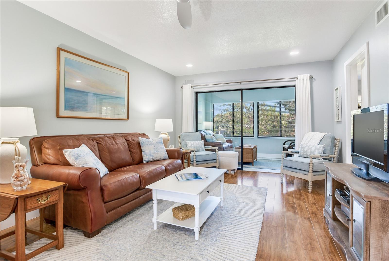 LABELLE CONDO - Residential