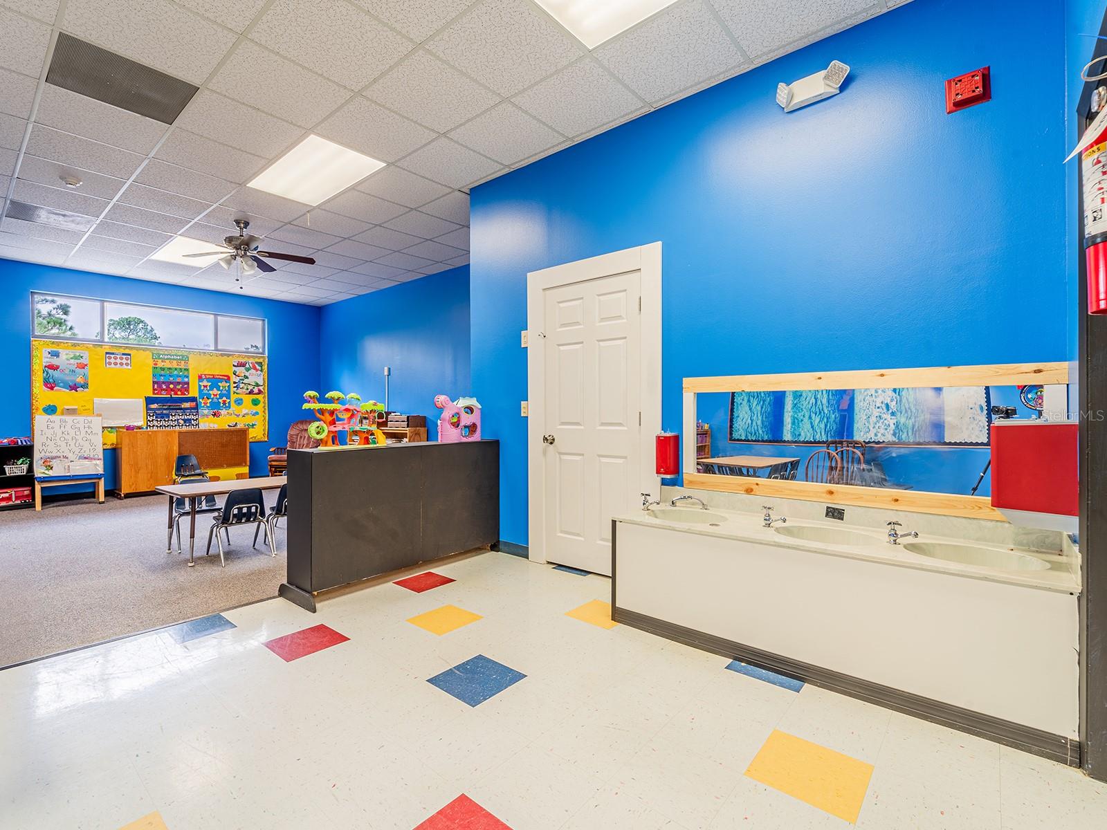 SABAL INDUST PARK PH 2 - Commercial Sale
