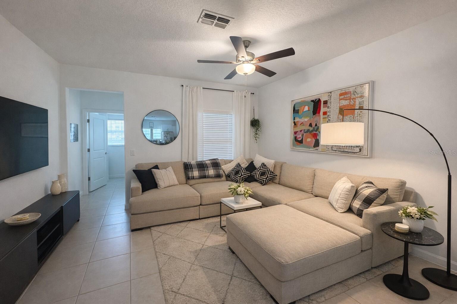 PALM RIVER TWNHMS PH 2 - Residential Lease