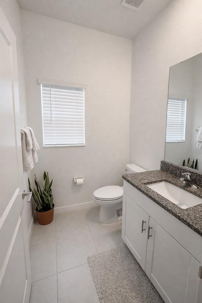 PALM RIVER TWNHMS PH 2 - Residential Lease