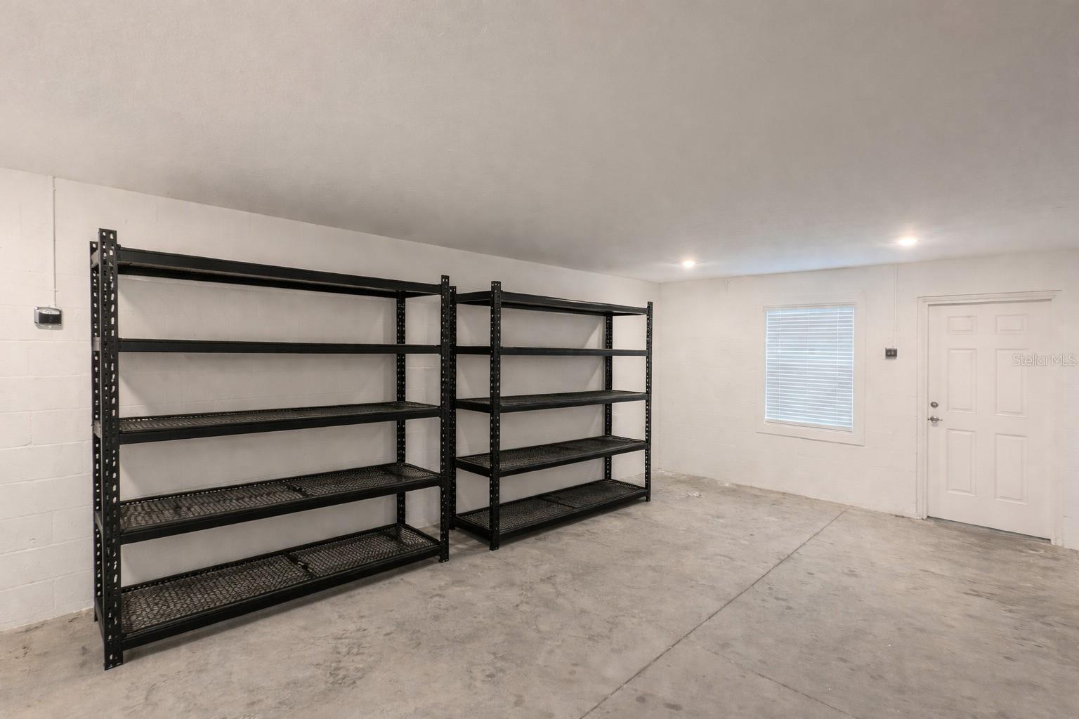 PALM RIVER TWNHMS PH 2 - Residential Lease