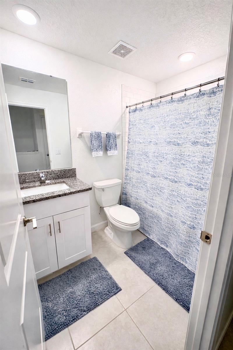 PALM RIVER TWNHMS PH 2 - Residential Lease