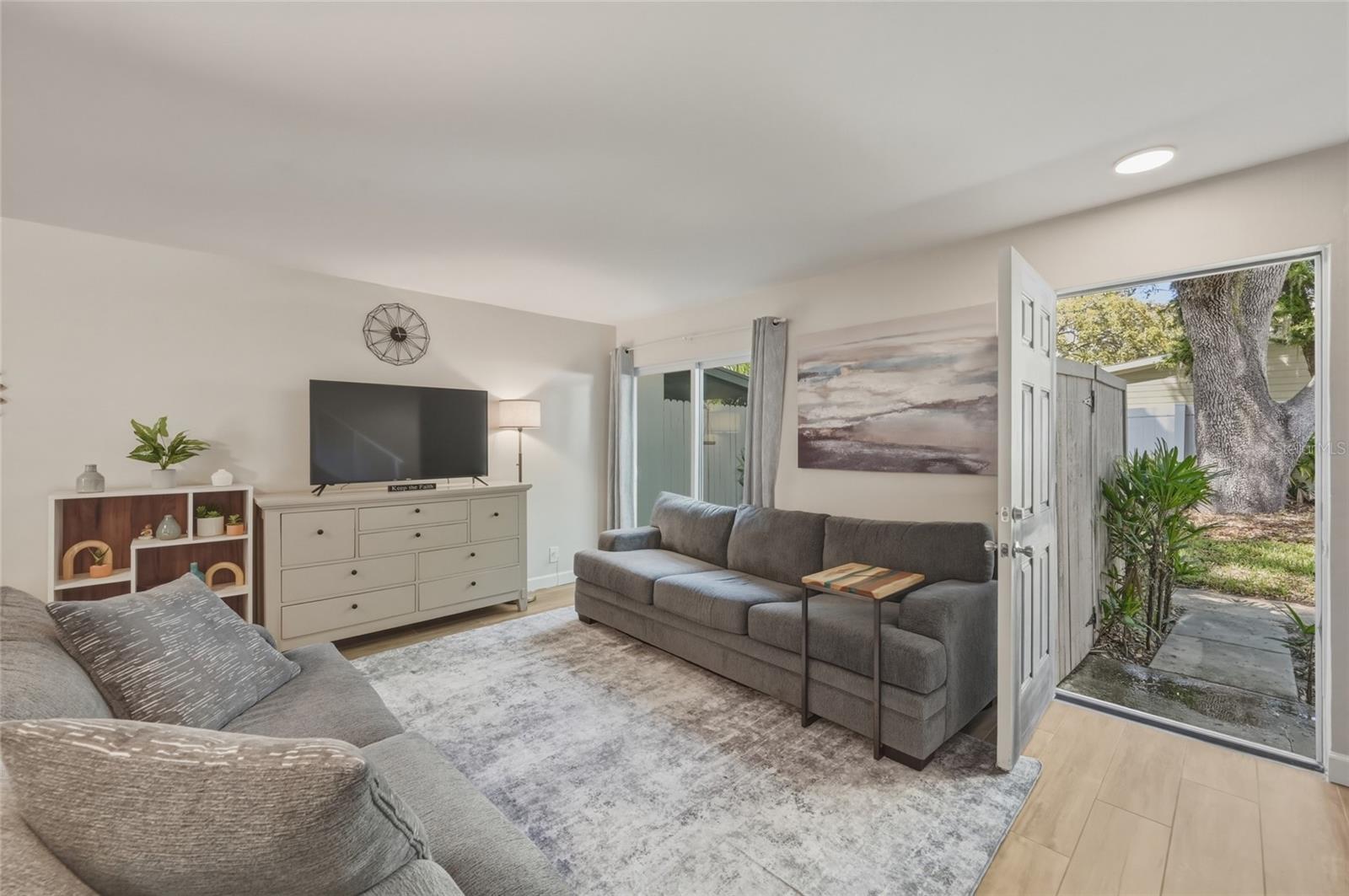 MEADOWOOD CONDO VILLAGE - Residential