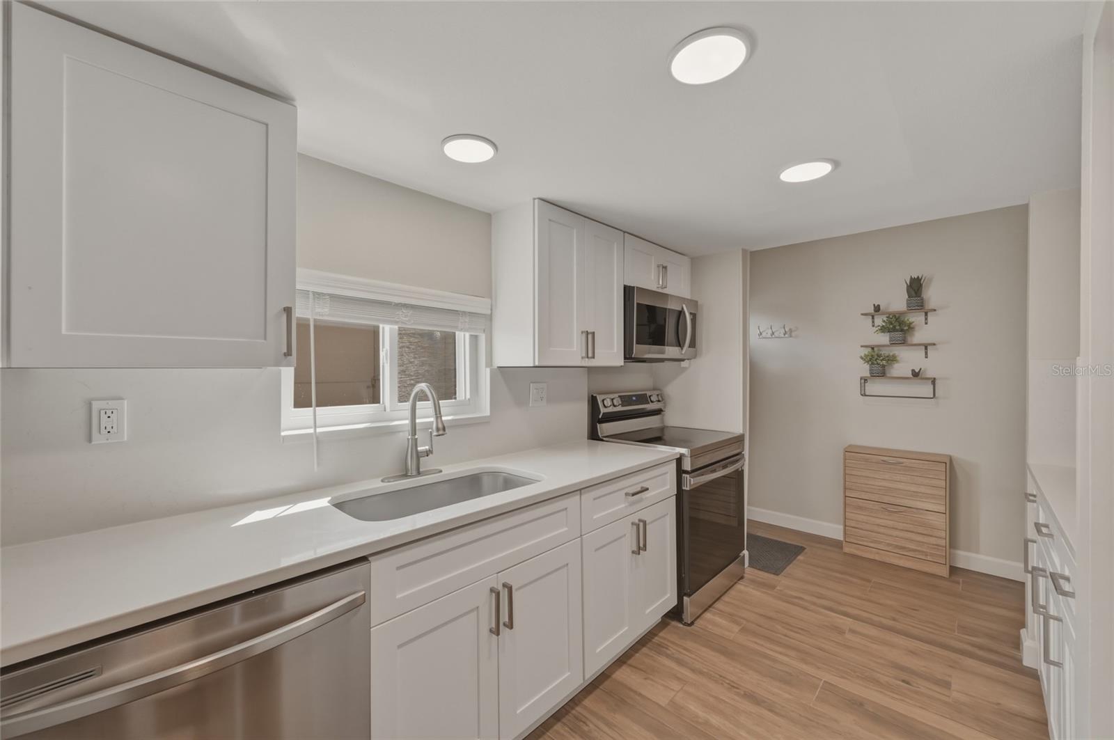 MEADOWOOD CONDO VILLAGE - Residential