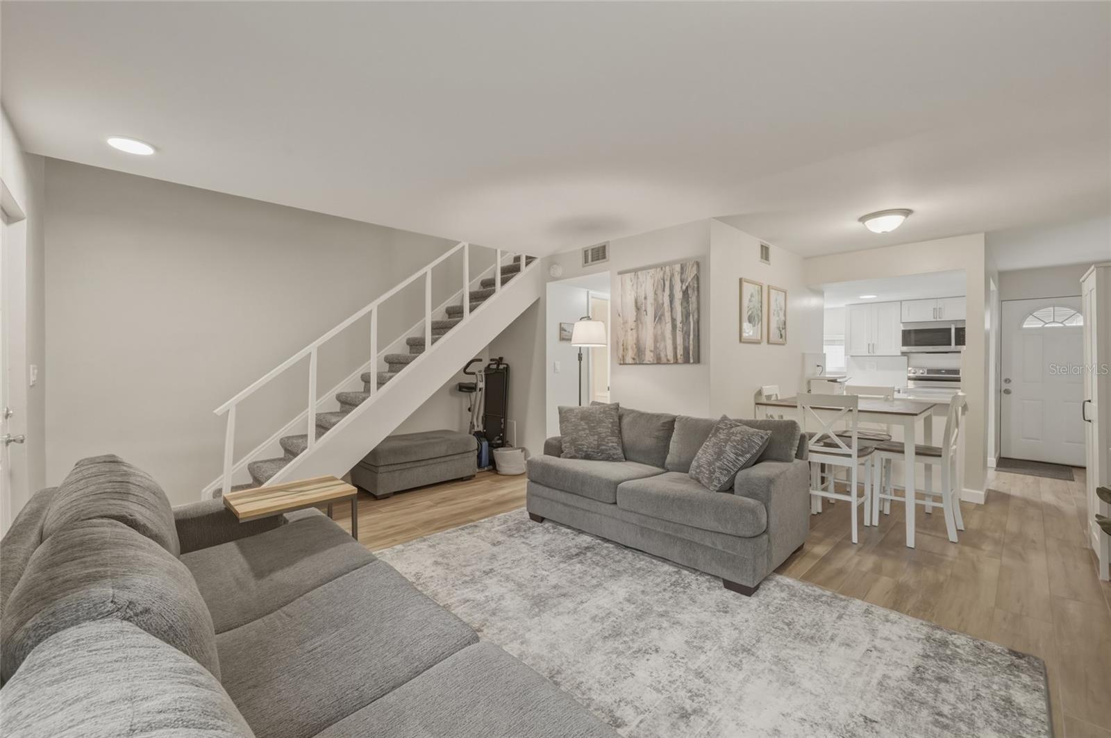 MEADOWOOD CONDO VILLAGE - Residential