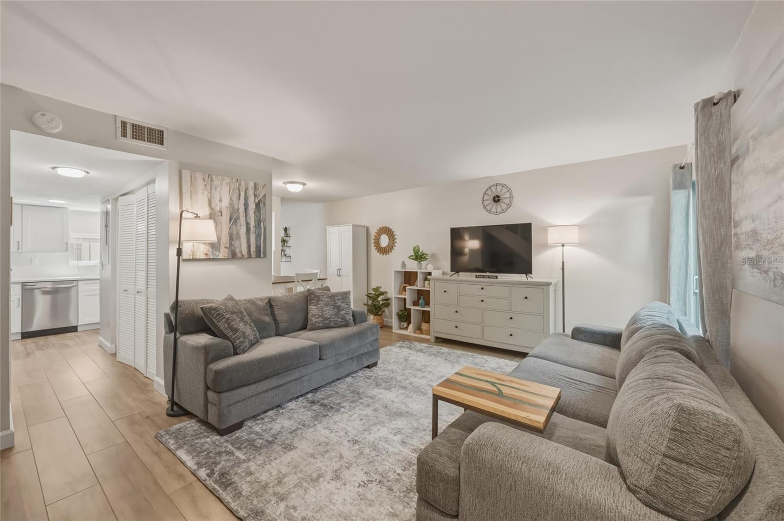 MEADOWOOD CONDO VILLAGE - Residential