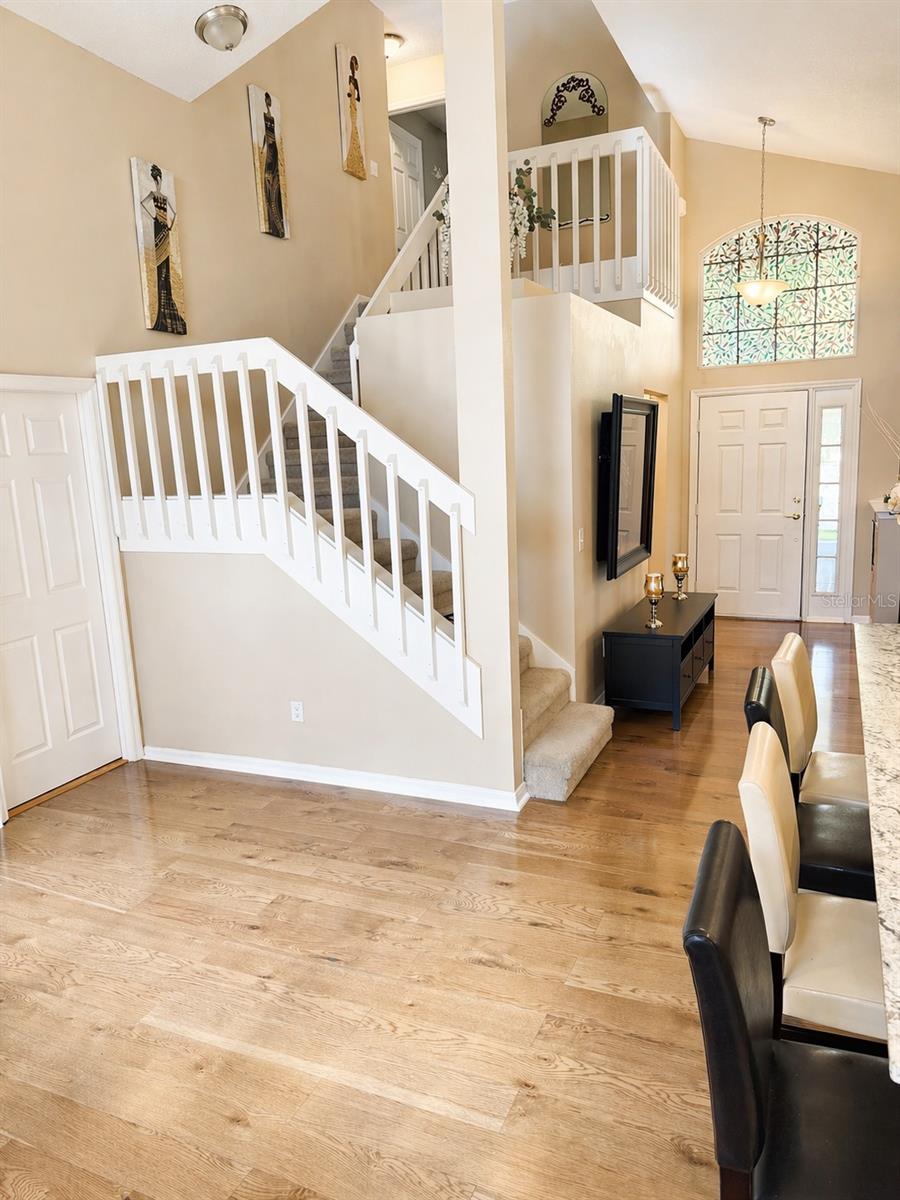 HILLCREST HOME LAKE DAVENPORT 01 - Residential