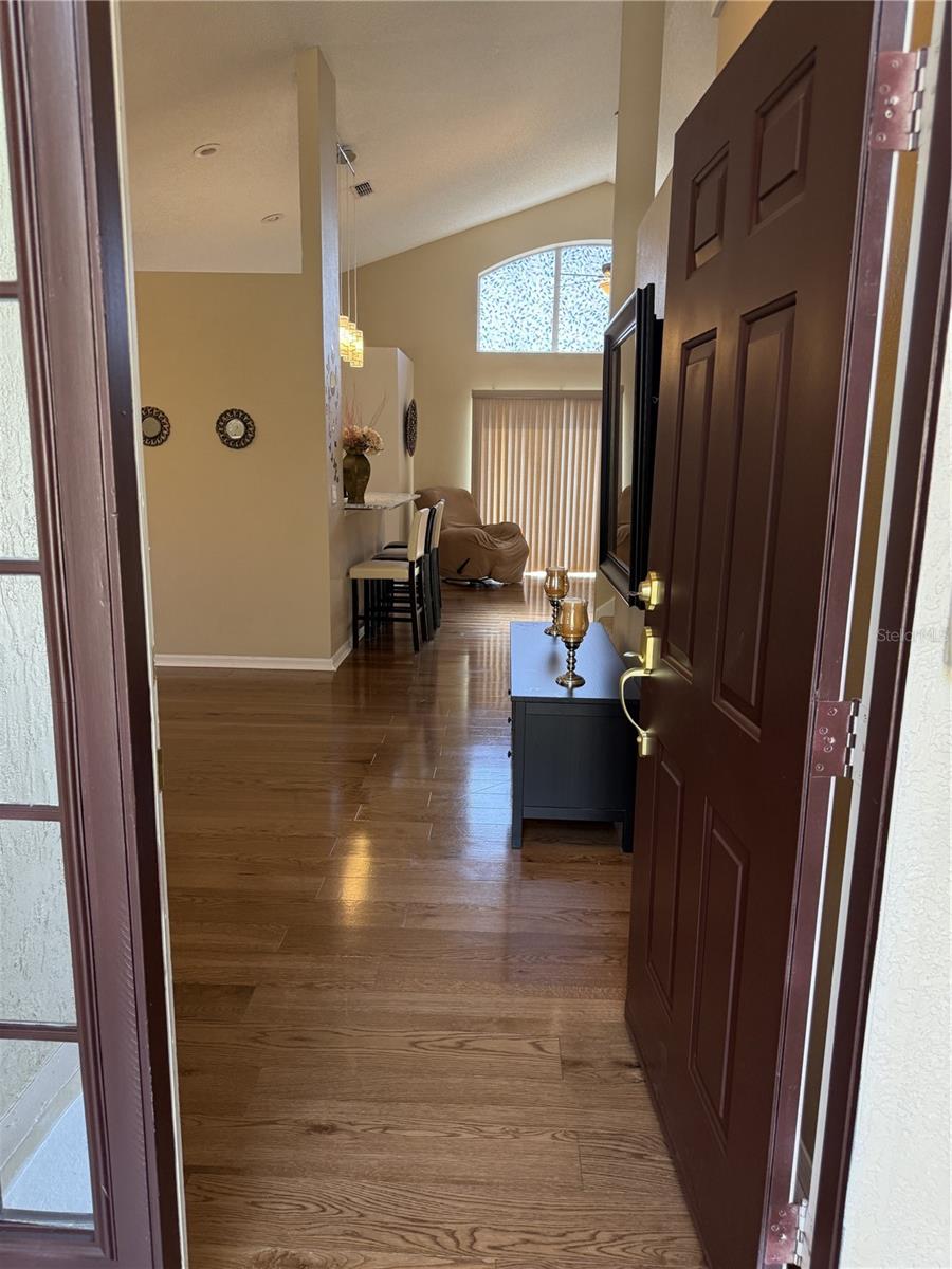 HILLCREST HOME LAKE DAVENPORT 01 - Residential