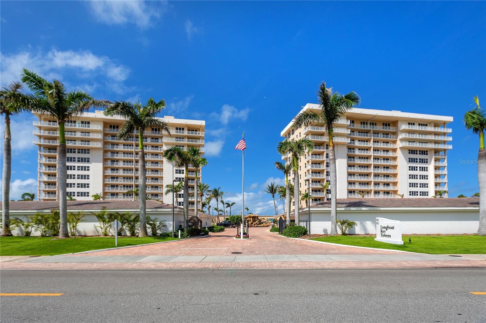 LONGBOAT KEY TOWERS - Residential Lease