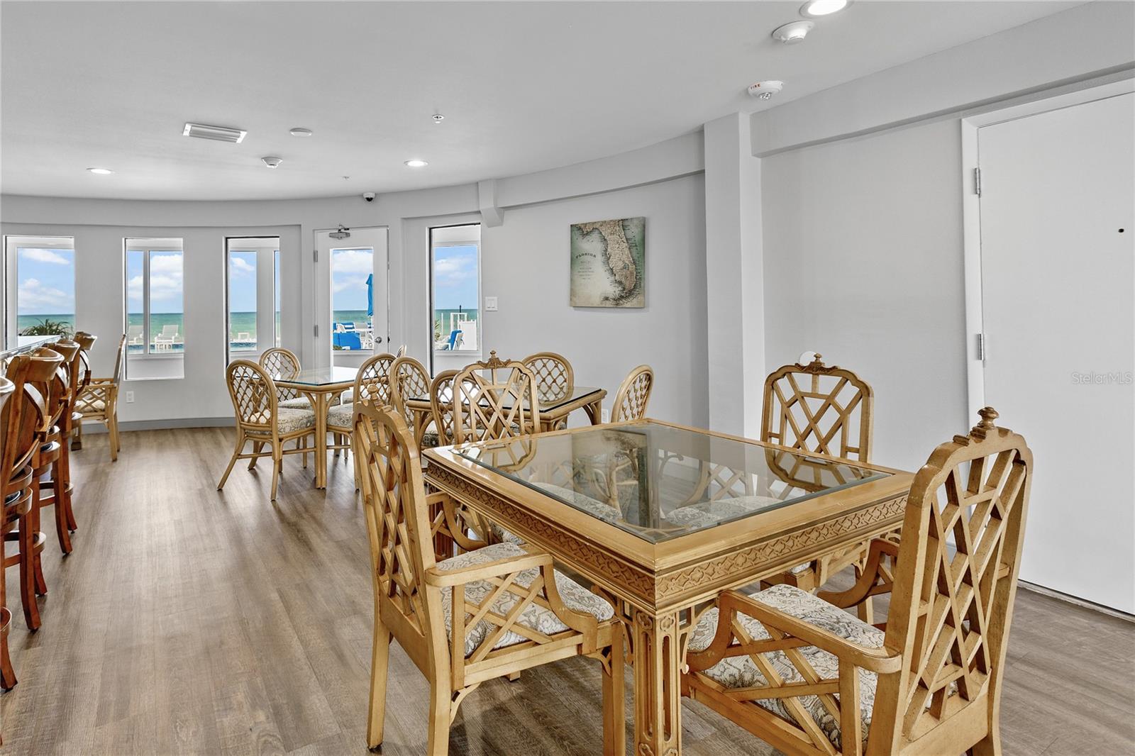 LONGBOAT KEY TOWERS - Residential Lease