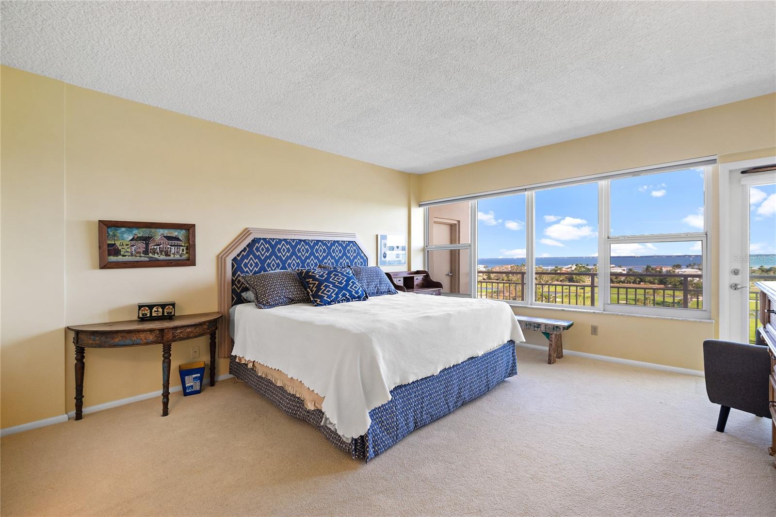 LONGBOAT KEY TOWERS - Residential Lease