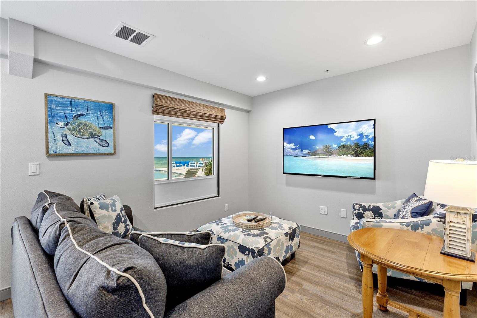 LONGBOAT KEY TOWERS - Residential Lease