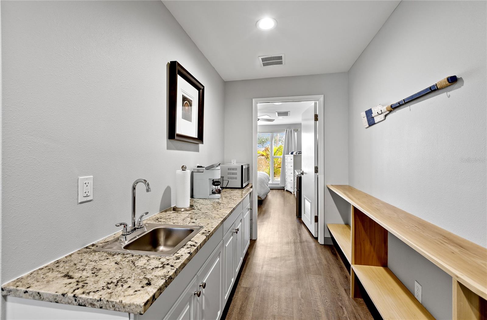 LONGBOAT KEY TOWERS - Residential Lease