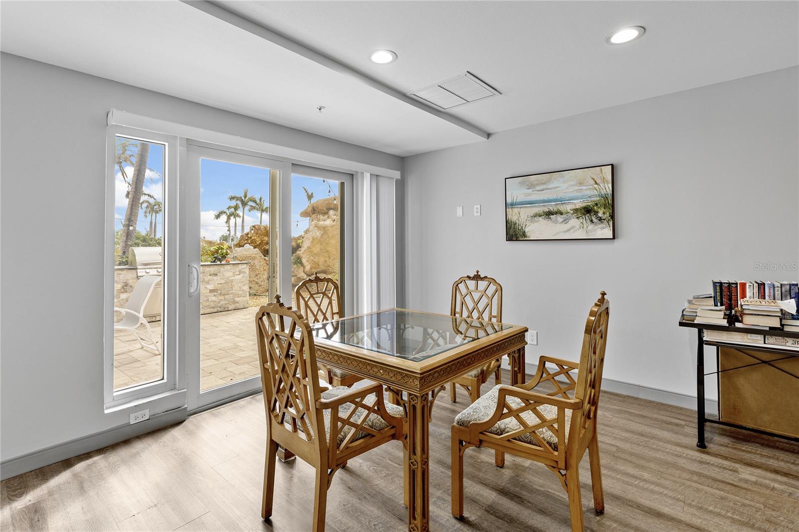 LONGBOAT KEY TOWERS - Residential Lease