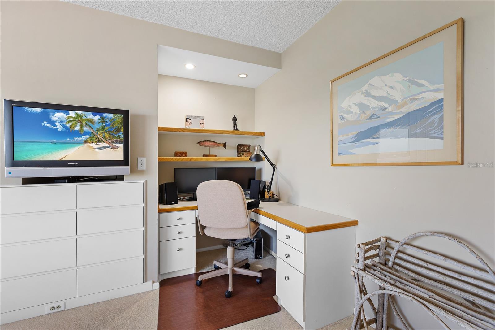 LONGBOAT KEY TOWERS - Residential Lease