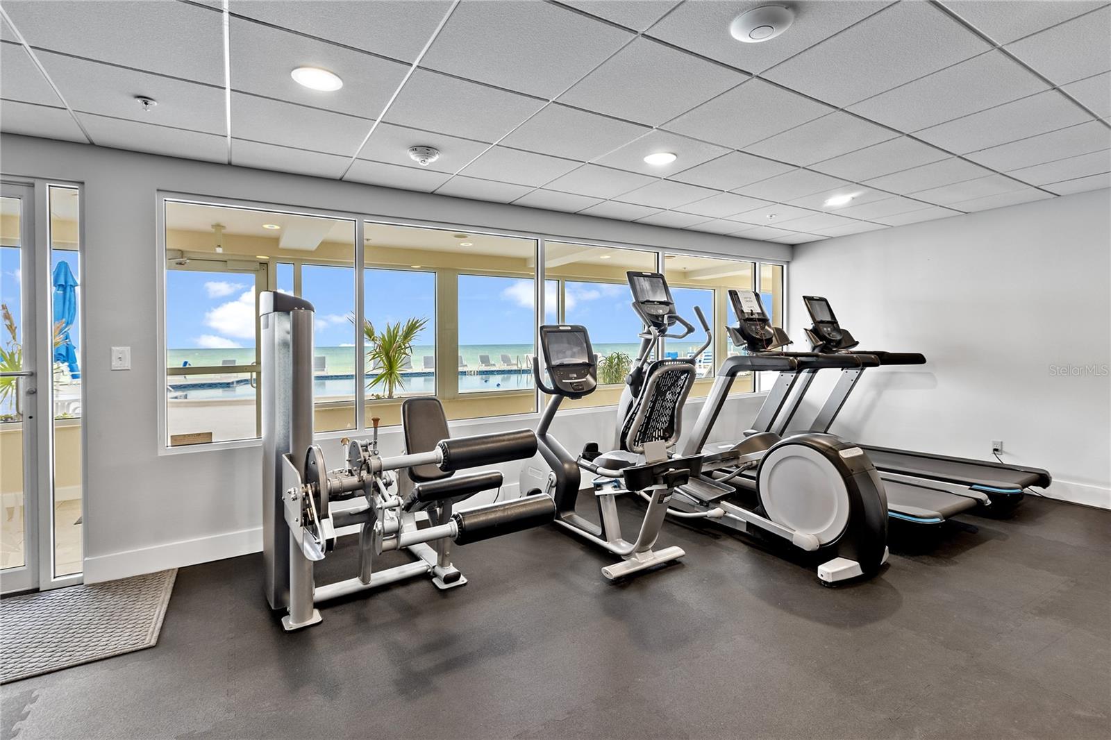 LONGBOAT KEY TOWERS - Residential Lease