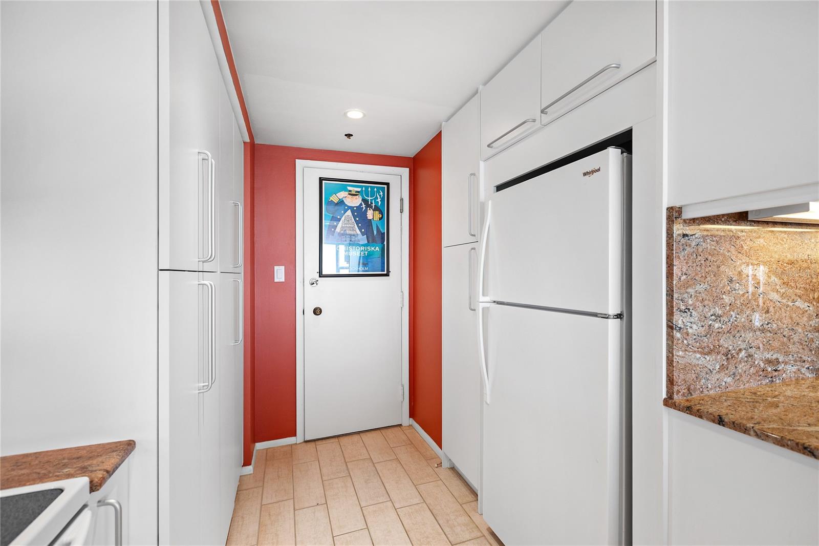 LONGBOAT KEY TOWERS - Residential Lease