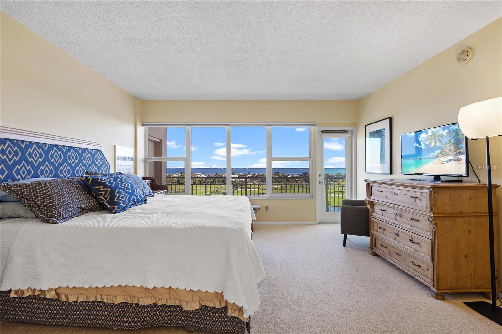 LONGBOAT KEY TOWERS - Residential Lease