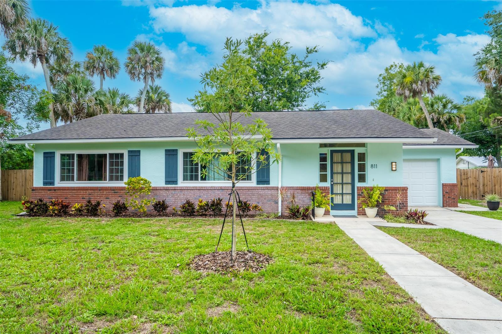 LOCATION, LOCATION, LOCATION! This beautiful pool home, located just 2 blocks from the River, offers 3 bedrooms 2 bathrooms plus an office space and a spacious screened in porch. Oversized 107x100 lot! Great established neighborhood just steps from downtown Canal Street. This concrete block home home features a fenced in yard and a rainsoft water filtration system that is owned. Recent updates including the following done in 2015: windows, new roof, new tile, new A/C, new French doors, new electrical, and new plumbing. Fresh exterior paint in 2021. This well cared for home will not last long! ;Water: City