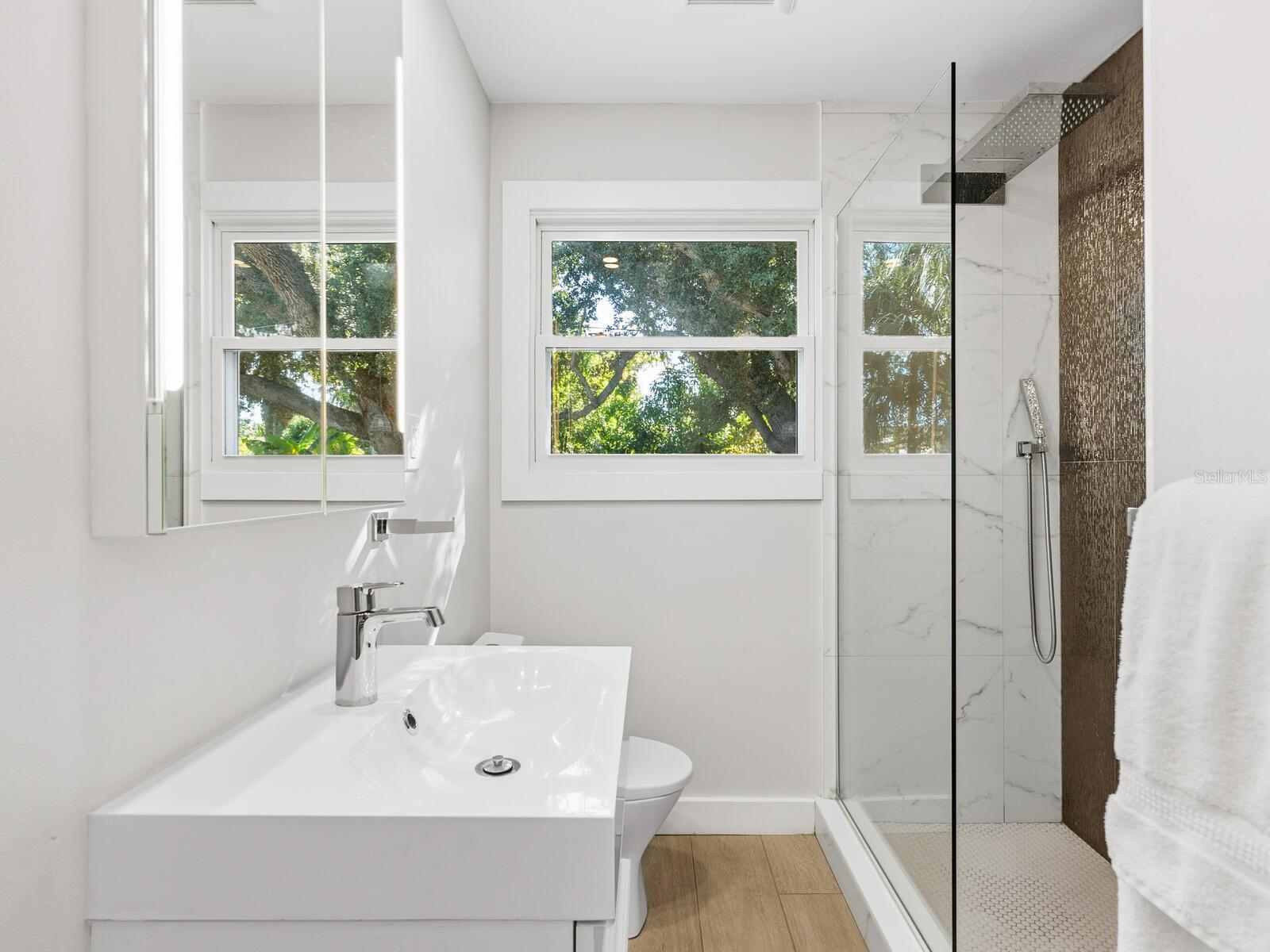 GLENWOOD PARK - Residential