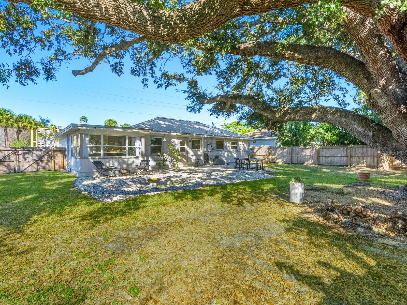 GLENWOOD PARK - Residential