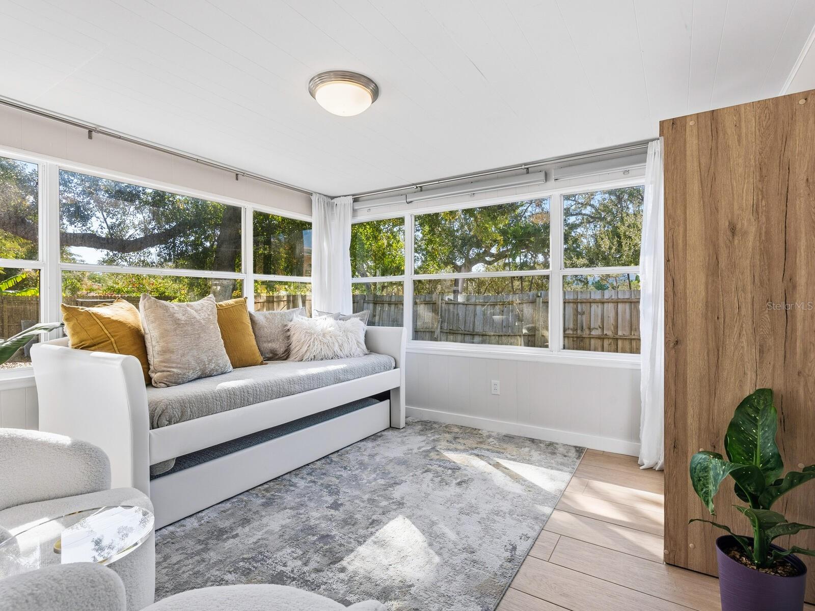 GLENWOOD PARK - Residential