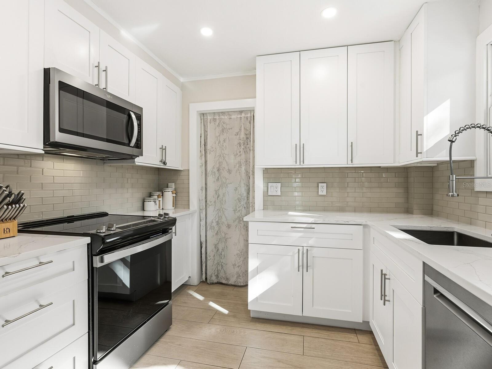 GLENWOOD PARK - Residential