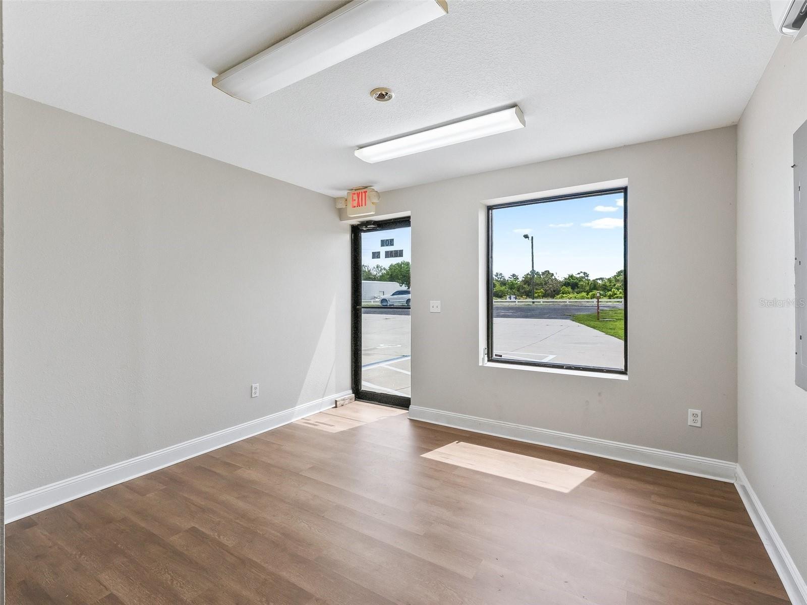 FRUITLAND PARK CASA LOMA - Commercial Sale