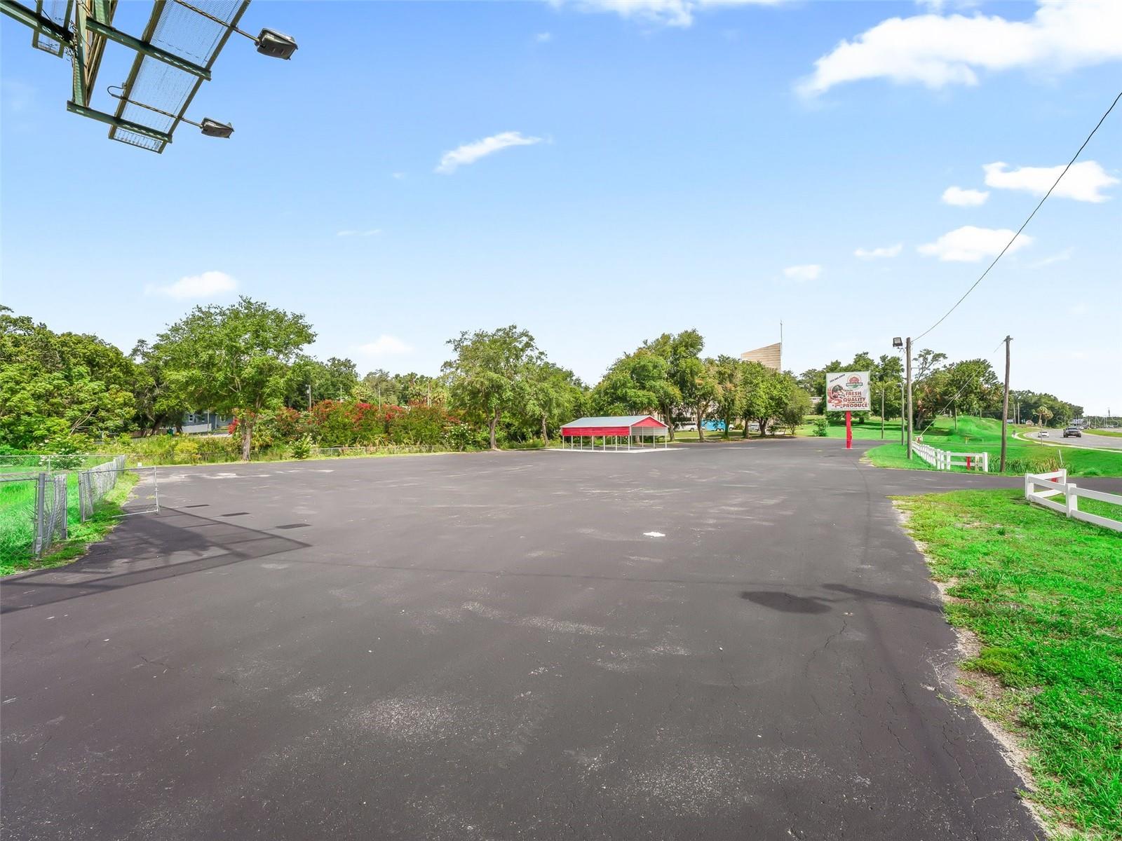 FRUITLAND PARK CASA LOMA - Commercial Sale