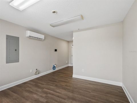 Tiny photo for 301 Beam Street, Fruitland Park, FL 34731 (MLS # G5098666)