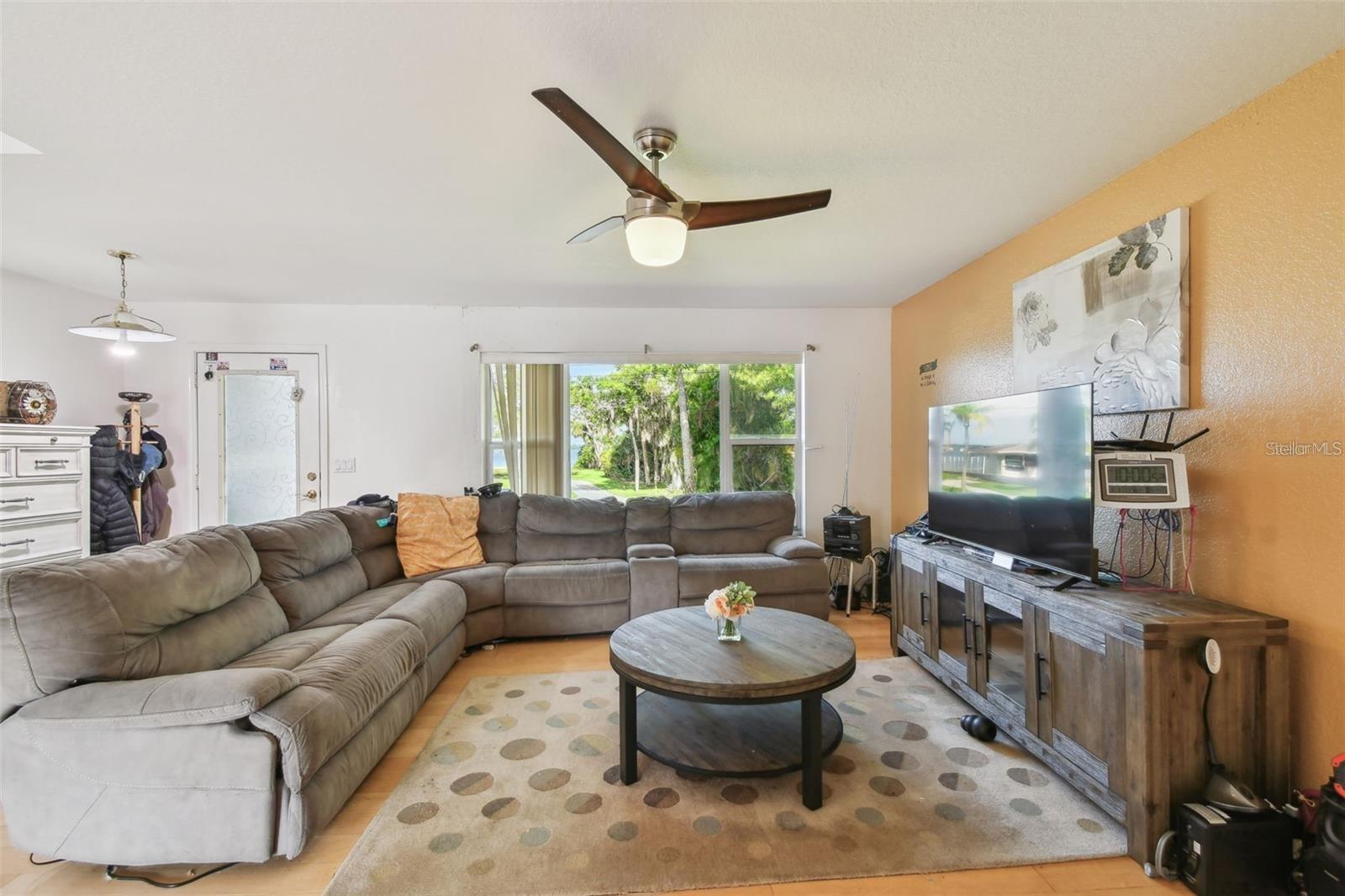 COUNTRY CLUB ADD TO OLDSMAR REV - Residential