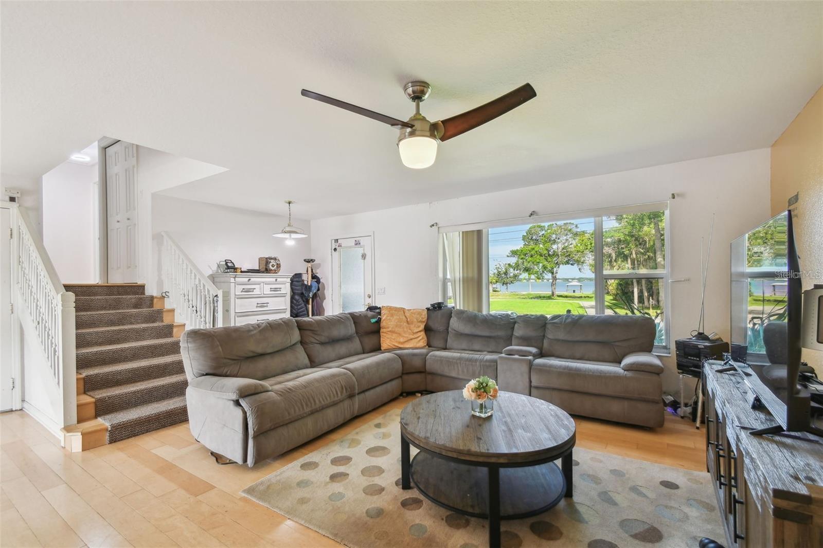 COUNTRY CLUB ADD TO OLDSMAR REV - Residential