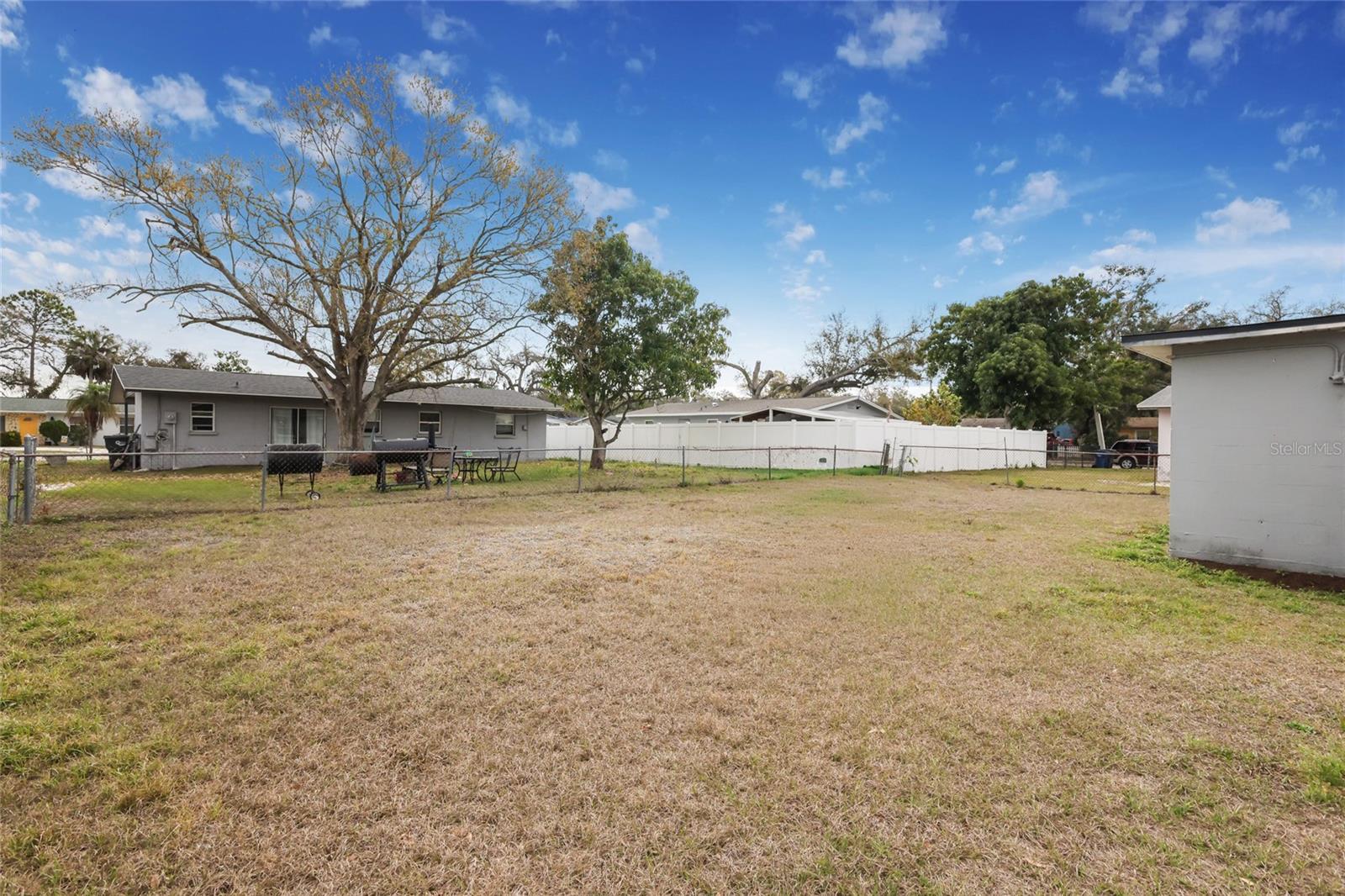 OAKWOOD - Residential