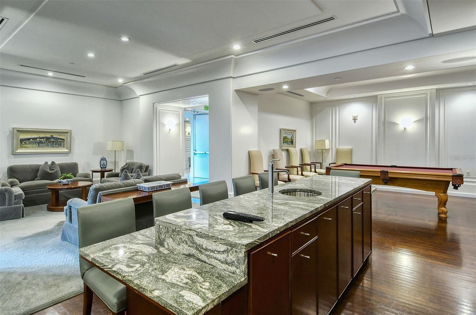 1350 MAIN RESIDENTIAL - Residential Lease